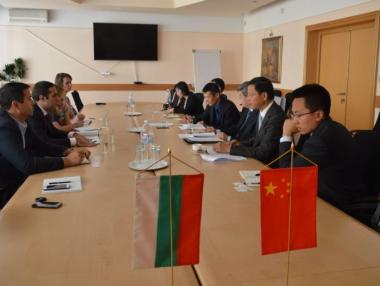 Китайски компании може да се включат в проекти на „София Тех Парк“