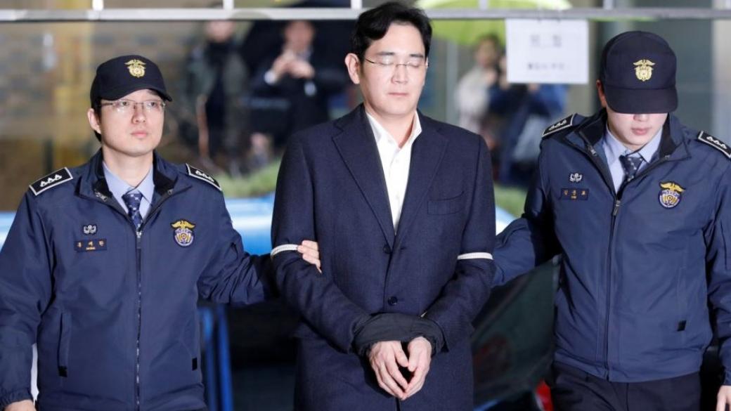 Прокурори в Сеул искат 12 години затвор за наследника на Samsung