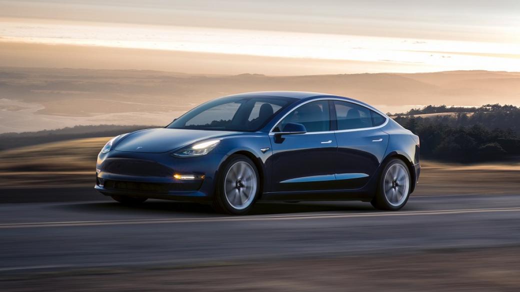 Tesla събира $1.5 млрд. за производството на Model 3
