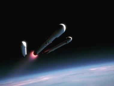 Мъск сподели анимация на сложното изстрелване на Falcon Heavy