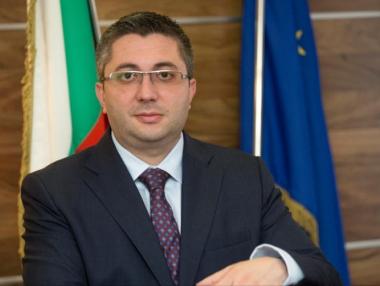 Нанков: Има пари за саниране на още 150 блока