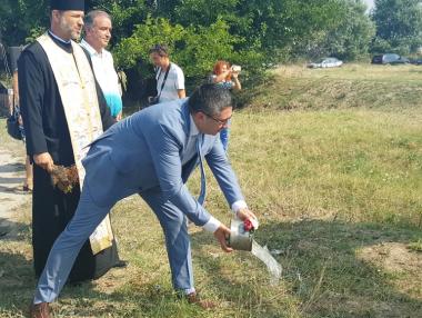 Министри проверяват ремонти и проекти