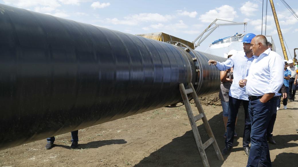 Борисов инспектира работата по транзитния газопровод за Турция