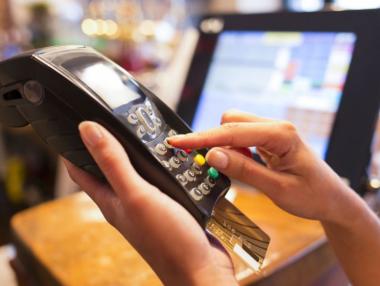 66% от българите предпочитат да платят данъците си на POS терминал
