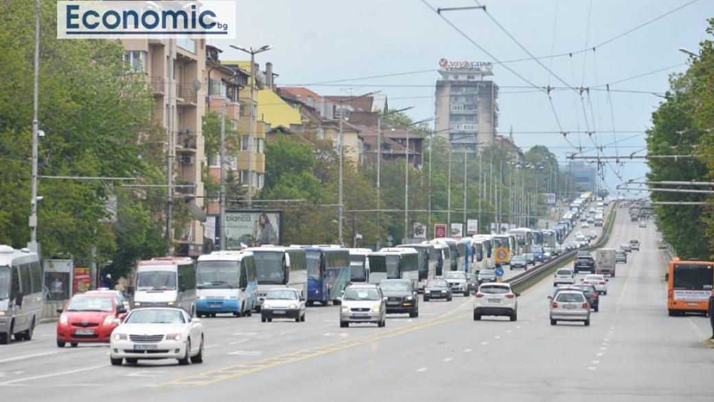Възстановяват движението по Орлов мост, но само за ден