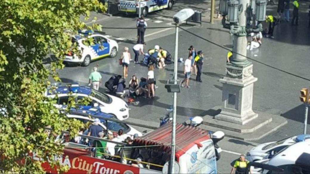 Терористите от Барселона планирали да взривят 120 газови бутилки