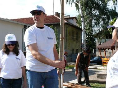 „Герои в зелено“ на Пощенска банка участват в проект за облагородяване