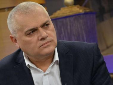 Радев: Чувствам се притиснат, затова спрях поръчката за поддръжка на телефон 112