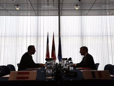 Макрон: Tрудовите закони на ЕС са предателство към европейските принципи