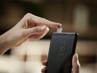 9 неща, които Galaxy Note 8 може, а iPhone – не