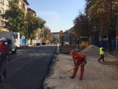 Министерството на културата разреши махането на паветата от бул. „Прага“