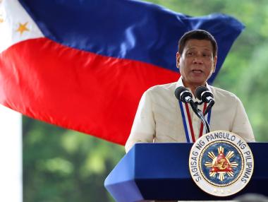 Филипинският президент позволи на полицията да убива при арест