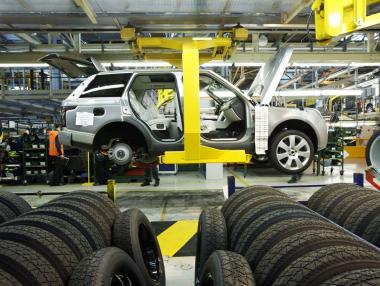 Британските производители предупреждават за недостиг на работници след Brexit