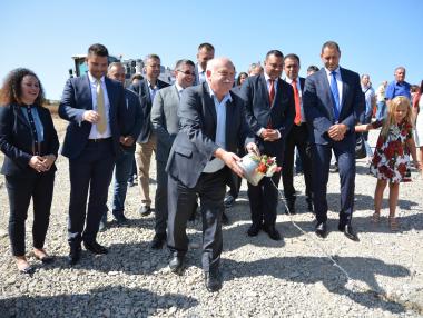 След година пускат още 13 км от АМ „Струма“