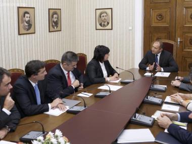 Радев ще ангажира КСНС с борбата срещу корупцията