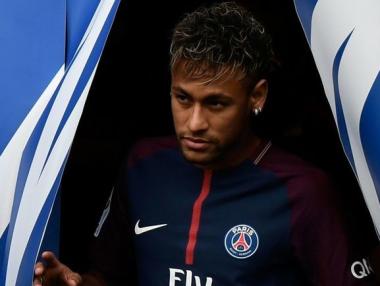 УЕФА започва разследване на ПСЖ заради Неймар