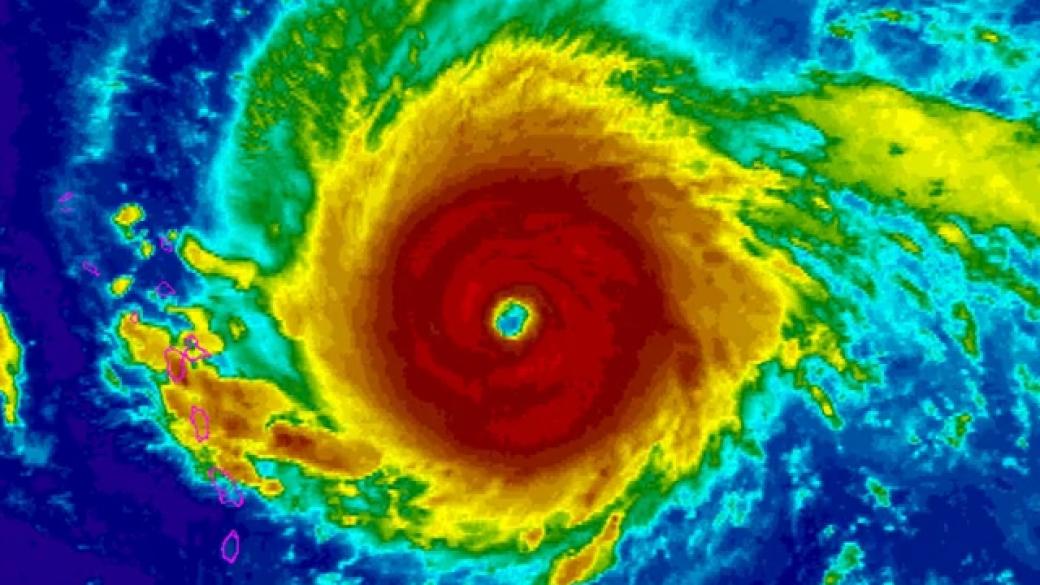 Ураганът „Ирма“ заличи два карибски острова