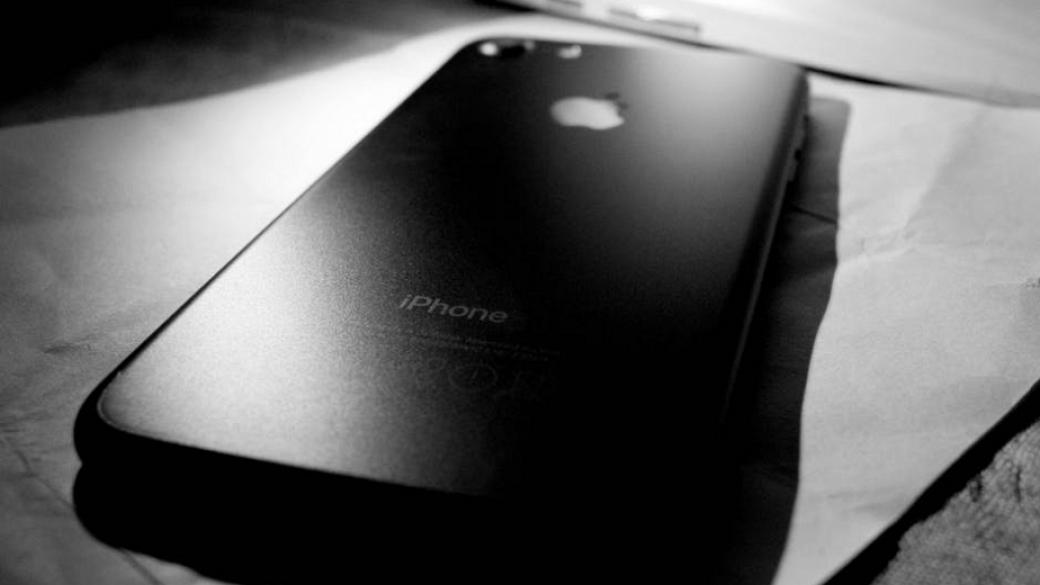 Продажбите на новите iPhone модели вероятно ще се забавят