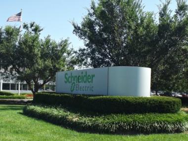 Schneider Electric купува софтуерната Aveva за €3,30 млрд.