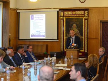 Вълчев: Ограмотяването може да намали миграцията