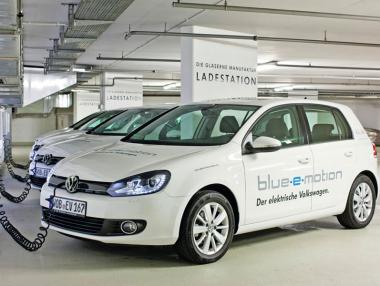 Volkswagen ще създаде електрически версии за всичките си 300 модела