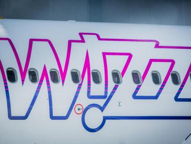 Пътниците на Wizz Air вече могат да запазват билети без име