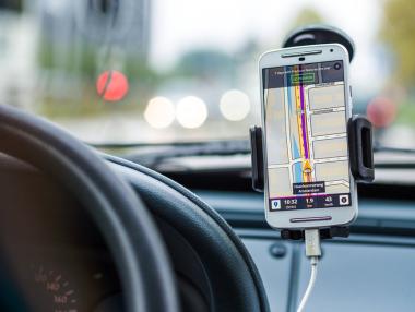 Google се кани да подпомогне Lyft с $ 1 млрд.