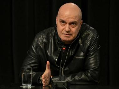 Слави Трифонов търси „талантливи, квалифицирани и морални“ политици