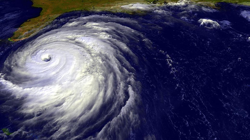 „Мария“ вече е ураган и заплашва Южна Америка