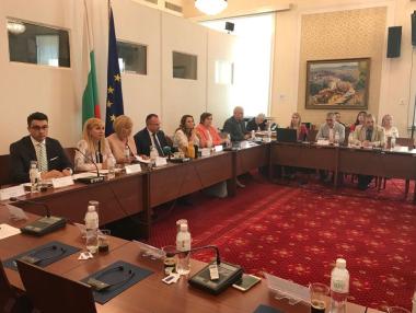 България иска от ЕС спешни мерки срещу двойния стандарт при храните