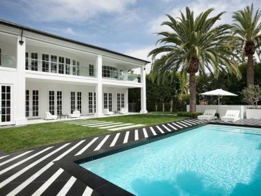 Мейуедър си купи нова луксозна къща в Бевърли Хилс