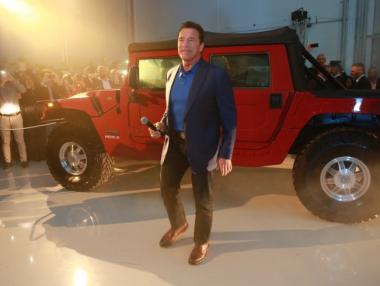 Шварценегер представи първия изцяло електрически Hummer