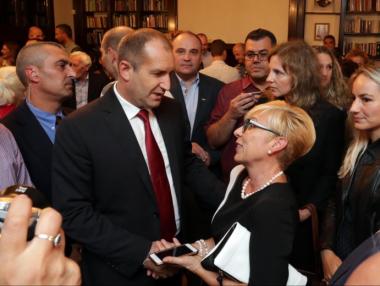 Президентът иска регистър на българите в чужбина