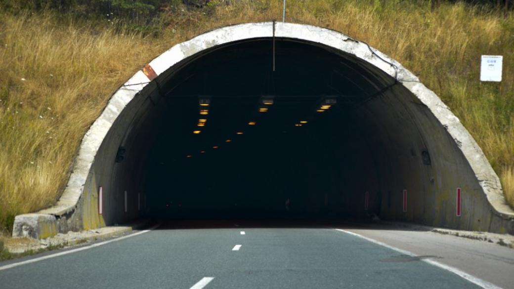 Движението в тунел „Витиня“ в посока София ще се извършва в две ленти