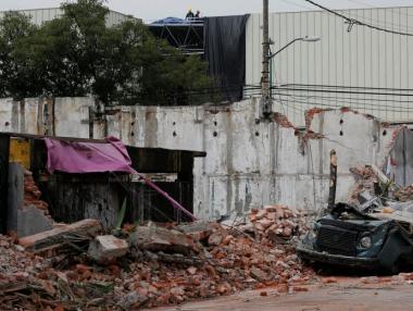 Жертвите на земетресението в Мексико станаха 325