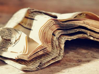 Компания без дейност държи марките на в. „Пари“