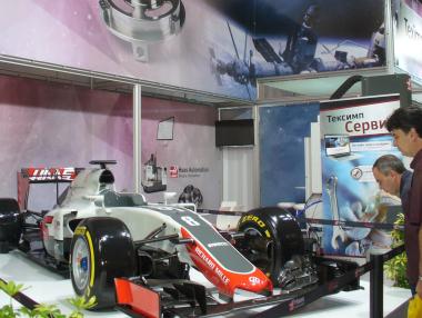 Изложиха болид от „Формула 1“ на Международния панаир в Пловдив
