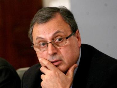 Данев: Клас „прослужено време“ нарушава Конституцията