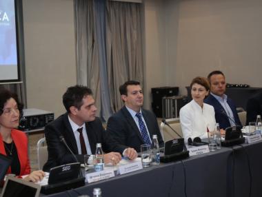 Задлъжнялостта на хората е намаляла значително през 2017 г.