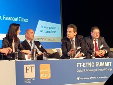 Телекомите имат нужда от предсказуема регулация, стимулираща новите услуги