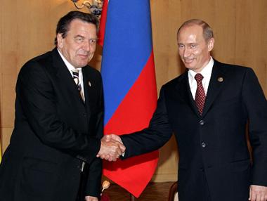 Герхард Шрьодер официално оглави борда на руската „Роснефт“