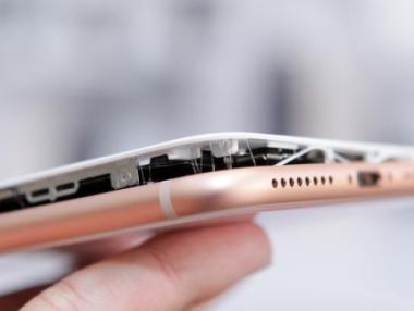 Тревожни вести за новия iPhone 8 долетяха от Тайван и Япония