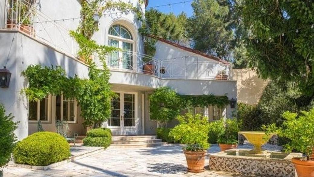 Кейти Пери продава къщата си в Калифорния