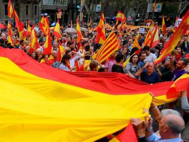 300 000 души излязоха на протест в Барселона