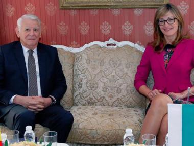 Захариева: Разширяването на ЕС трябва да продължи със Западните Балкани