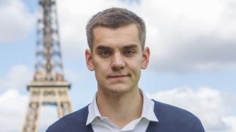 Конкурент на Uber, също забранен в Лондон, стартира в Париж