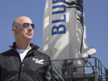 Blue Origin готова да изпраща туристи в космоса до 18 месеца