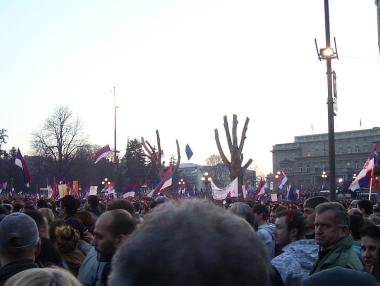 Сръбската опозиция протестира в Белград
