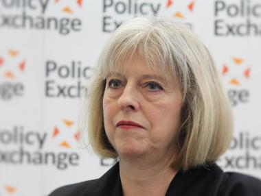 Тереза Мей представи търговски планове в случай на провал на преговорите с Брюксел