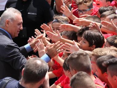 Правителството освобождава Стоичков като консул в Испания